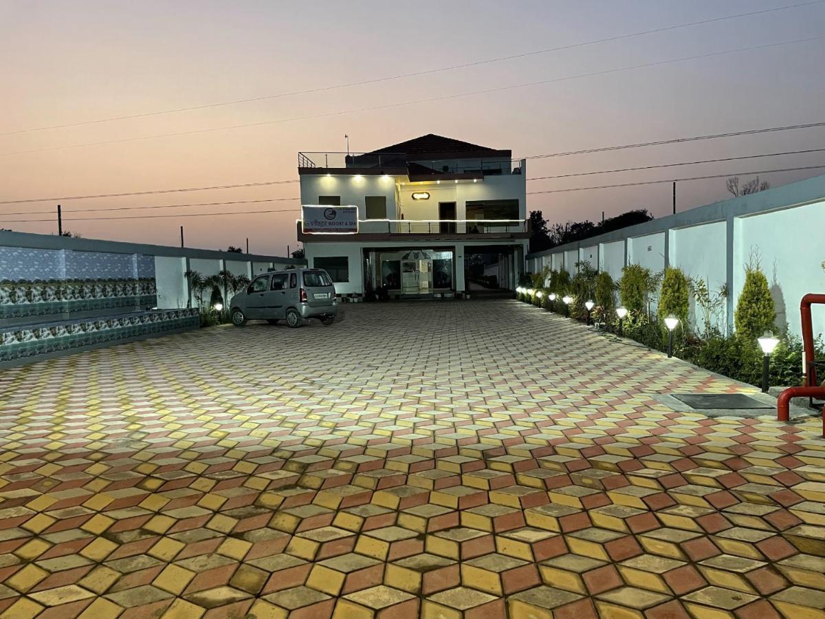 Sumedha G Village Resort And Spa Raiwala Exterior foto